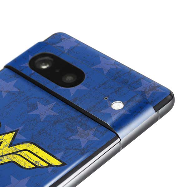 DC Comics Wonder Woman Emblem on Flag Pixel Skins