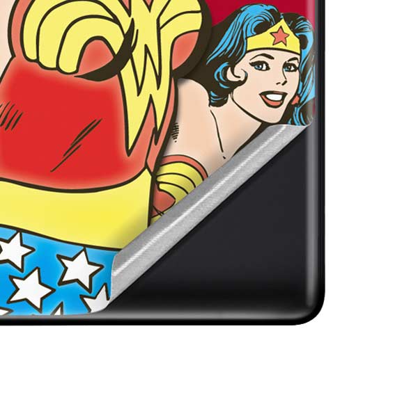 DC Comics Wonder Woman Vintage Action pose Pixel Skins