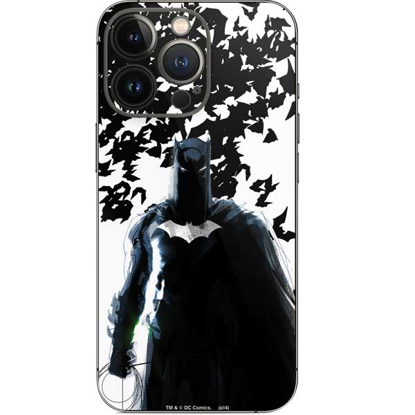 DC Comics Batman Holding batarang Art iPhone 13 Pro Skin