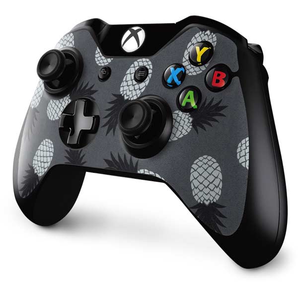 Black and White Pineapples Xbox One Controller Skin