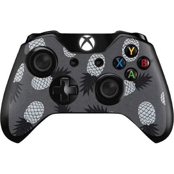 Black and White Pineapples Xbox One Controller Skin