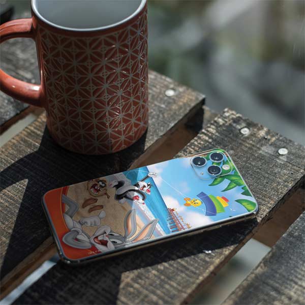 Looney Tunes Beach iPhone 11 Pro Max Skin