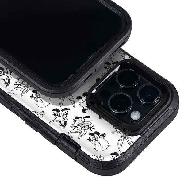 Looney Tunes Big Head Pattern Otterbox Defender iPhone Skin