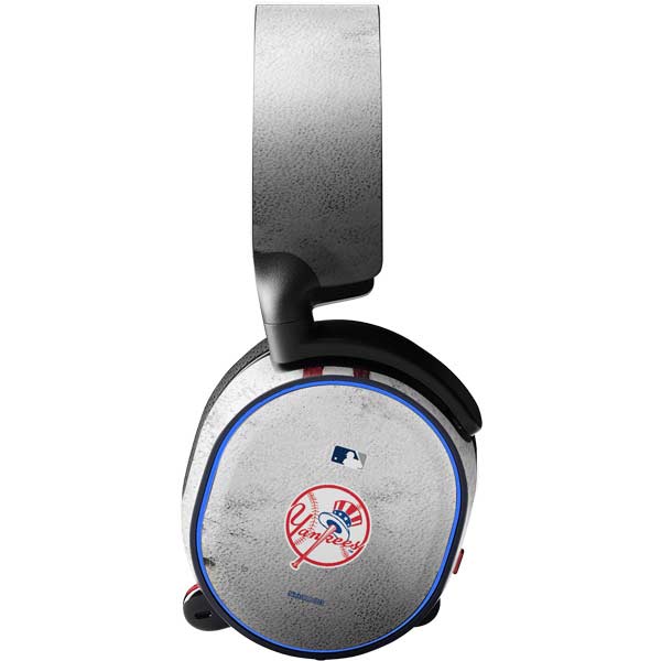 MLB New York Yankees Game Ball SteelSeries Arctis 3 Skin