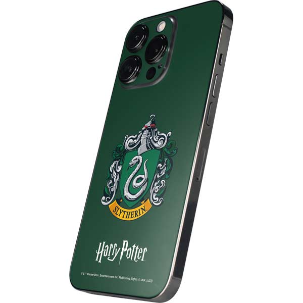 Wizarding World Harry Potter Slytherin House Crest iPhone 15 Pro Skin
