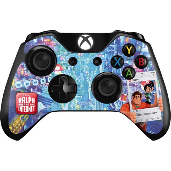 Wreck It Ralph Using A Controller Disney Wreck-it Ralph and Vanellope Instagram Pose Xbox One Controller ...