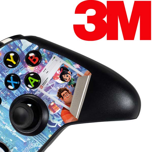 Wreck It Ralph Using A Controller Disney Wreck-it Ralph and Vanellope Instagram Pose Xbox One Controller ...